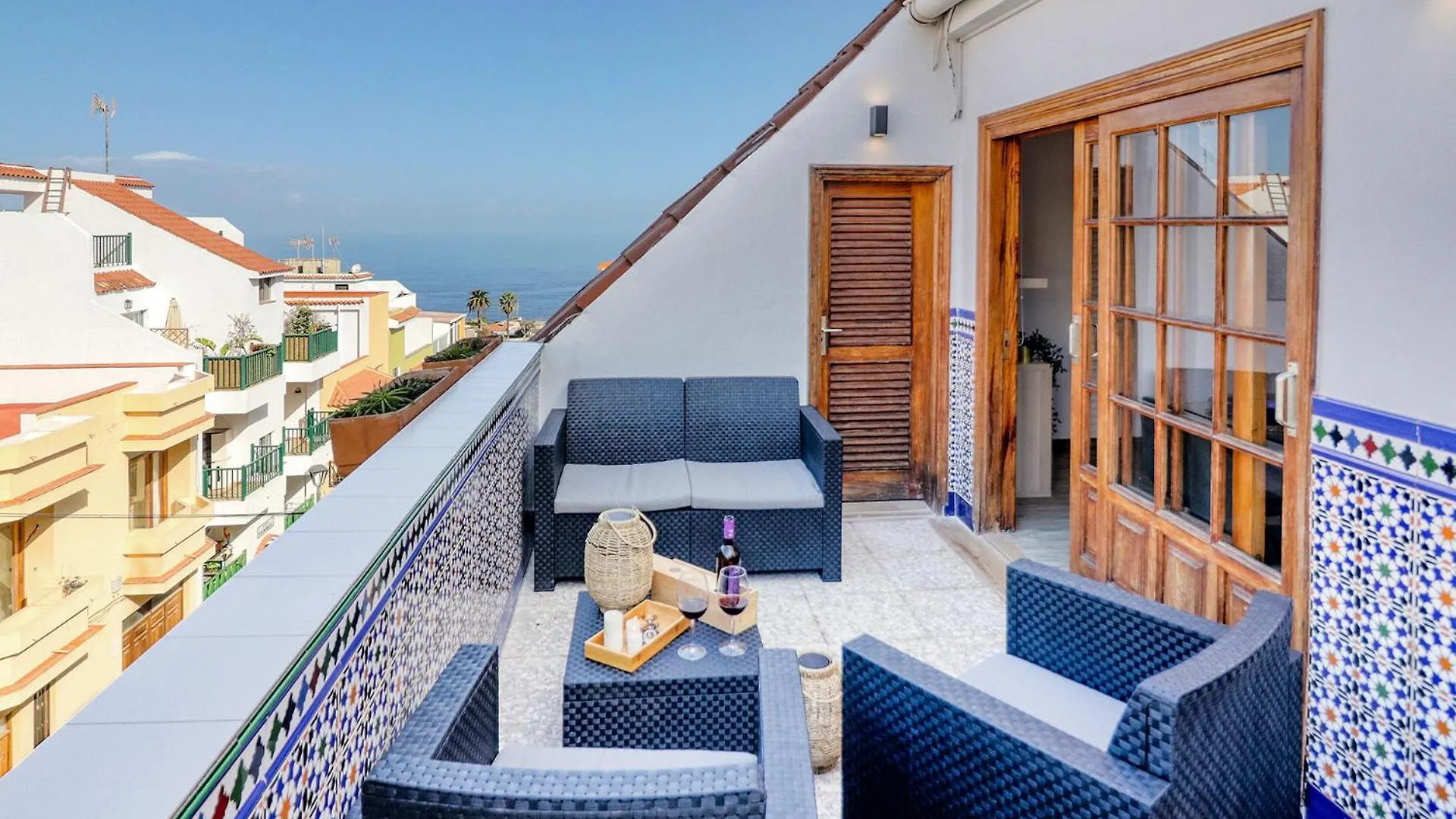 Cozy Retreat With Ocean Views, Private Terrace & Ensuite Los Realejos Espanha